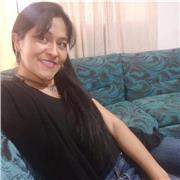 Licenciada en Lingüística y literatura. Magister en educación